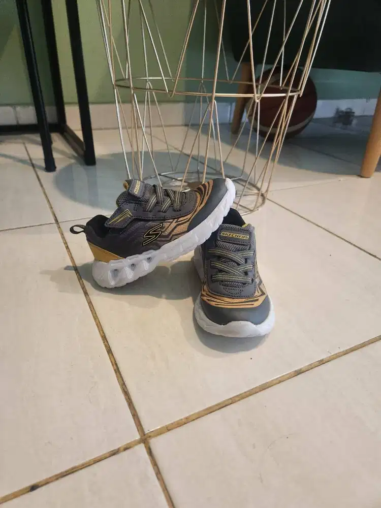 Jual Skechers S-Light Kids