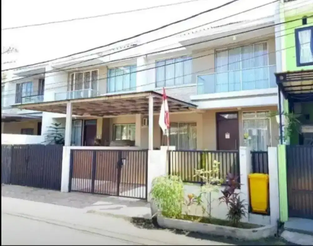 Rumah Cantik 2 Lantai Galaksi Bekasi – Turun Harga -Bebas Banjir .
