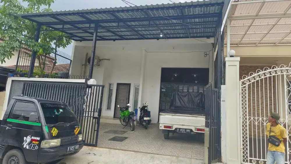 Di jual rumah 1 1/2 lt Daan Mogot Estate