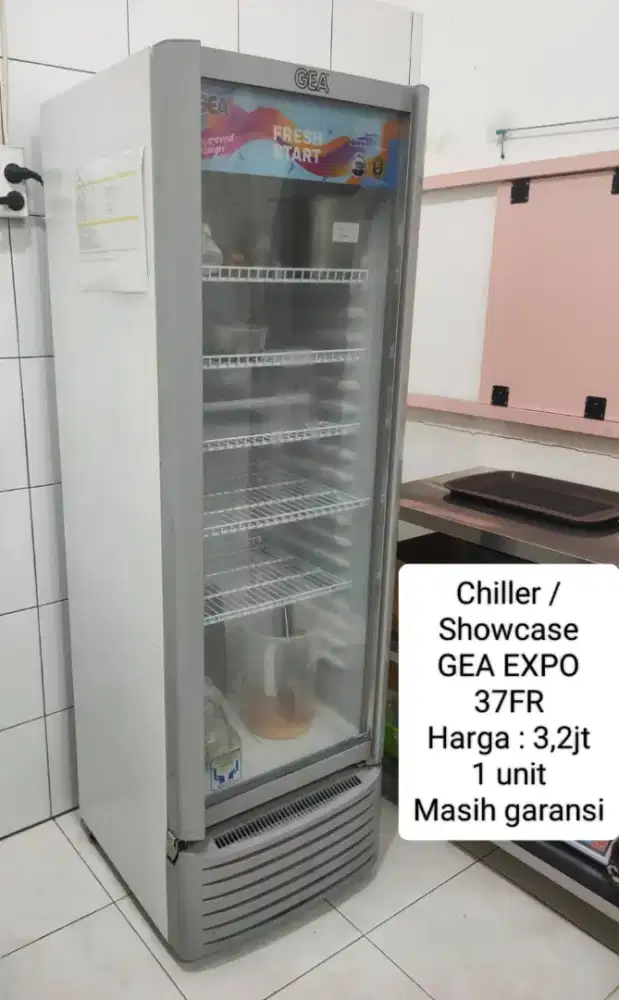 Dijual Showcase GEA EXPO 37 FR