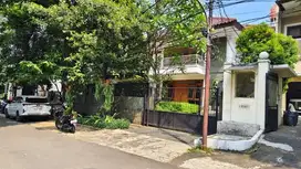 Dijual Melalui Lelang