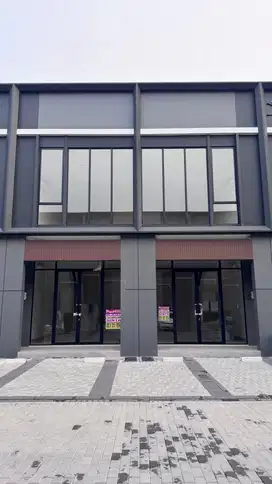 Dijual Ruko 2 Lt Hampton Gading Serpong. Ada 2 unit jejer