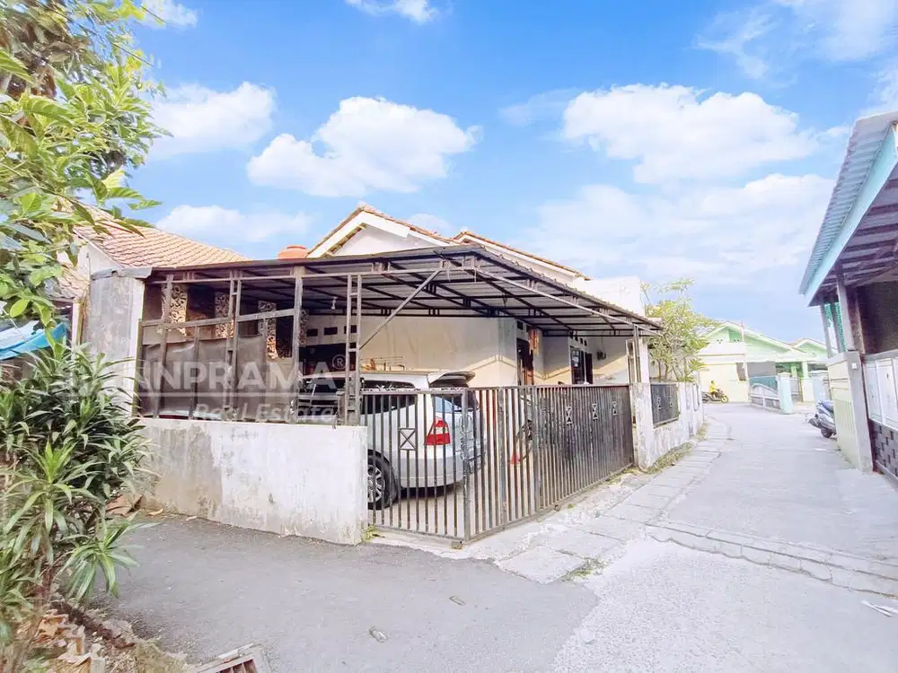 Rumah Cantik Dekat Mesjid di Pancoran Mas