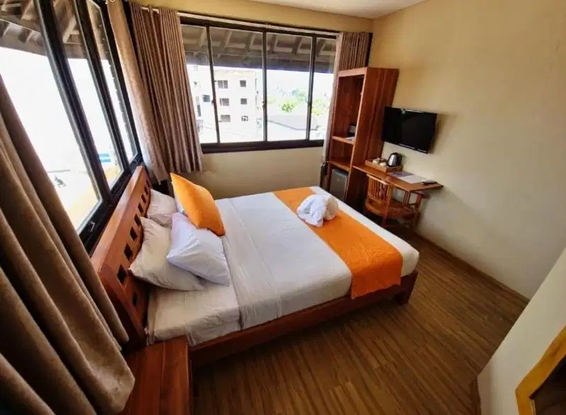Dijual guesthouse 16 kamar jalan kaki ke Fins Brawa Canggu