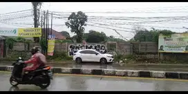 dijual cepat. tanah depan telga Kahuripan jl  Raya Parung