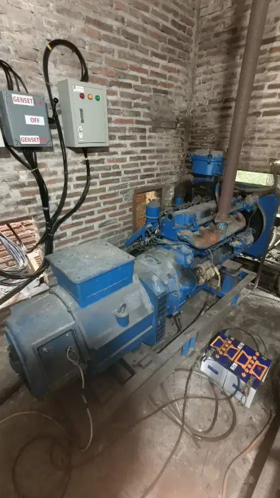 Dijual Cepat Genset Siap Pakai