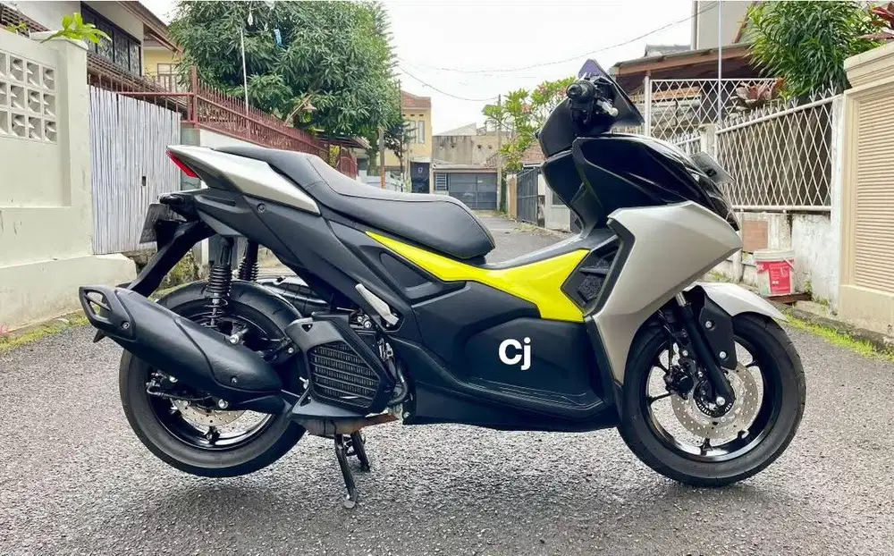 Aerox Alpha Standard 2025