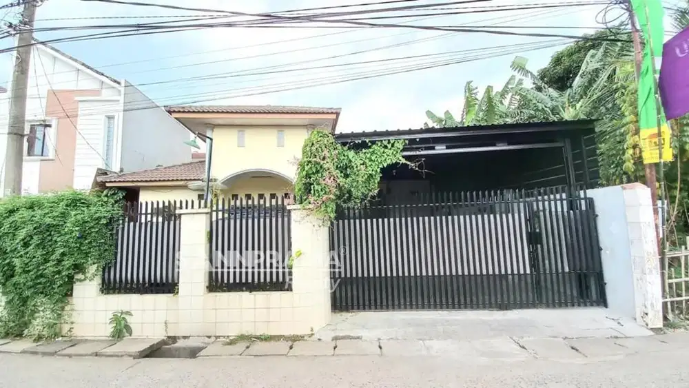 Rumah Luas Mewah di dekat Samsat & Pesona Square -retam-