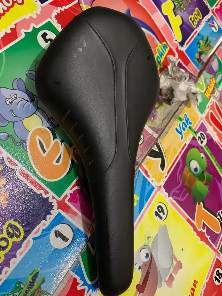 Sadel Fizik R7 Original mulus