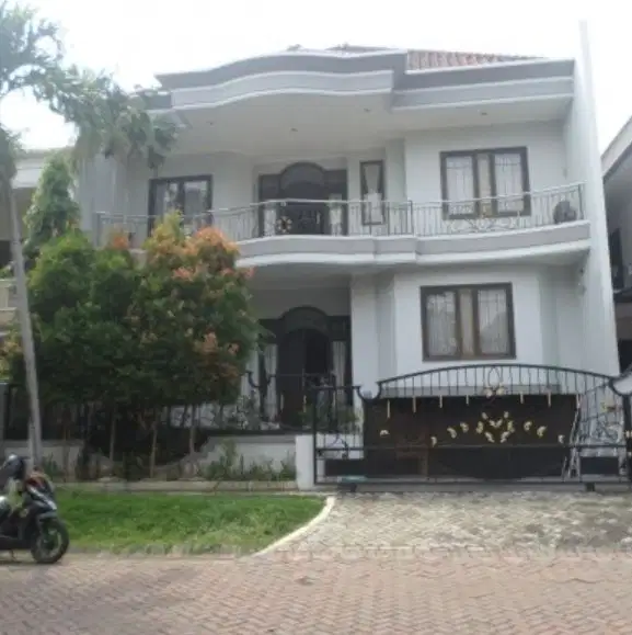 Jual Cepat Graha Family Surabaya