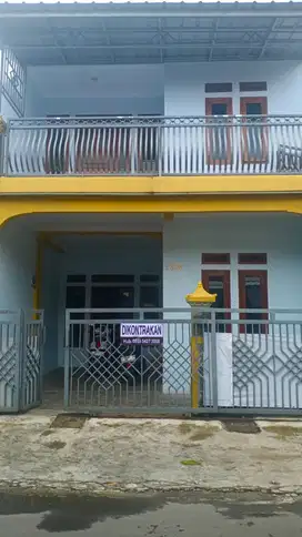 Di Sewakan Rumah 2 Lantai Untuk Keluarga