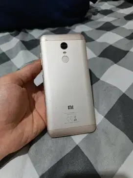 Redmi 5 plus 4/64gb LTE Normal