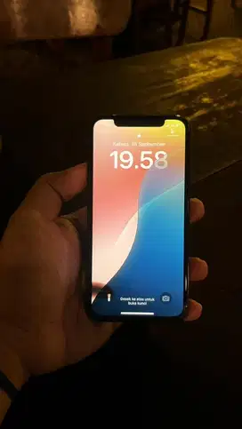 iPhone xs 64gb inter