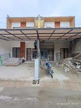 RUMAH PALING DEKAT DENGAN AKSES JALAN DAN TOL