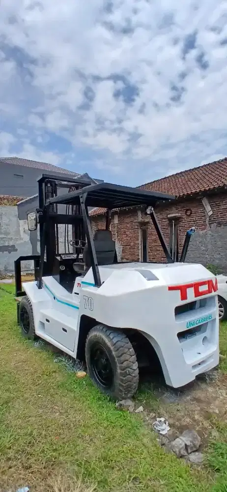Forklift 7T TCM