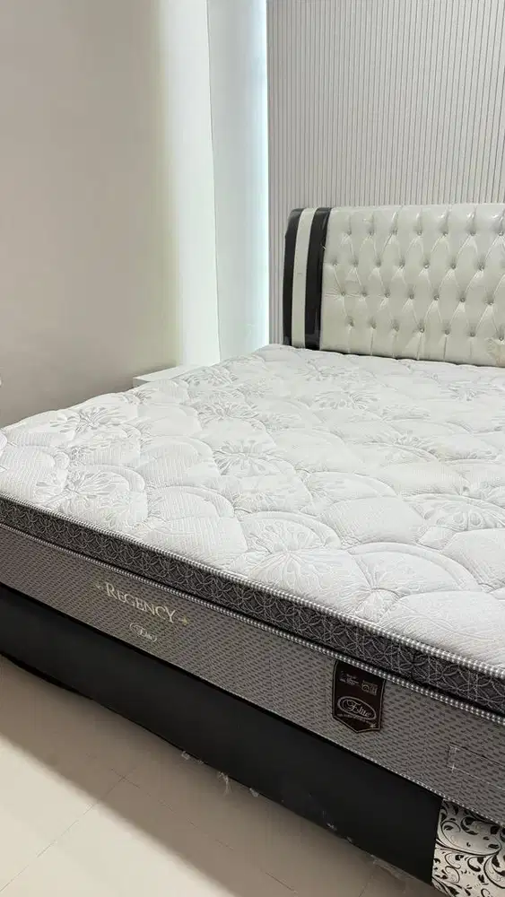 Tempat tidur spring bed