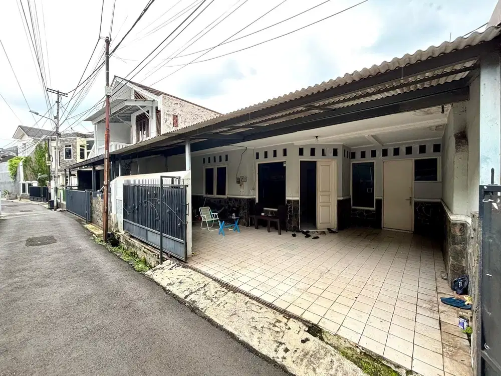 BEST PRICE! RUMAH SIAP HUNI DI TEBET BARAT HARGA CUMA 17 JT/M2