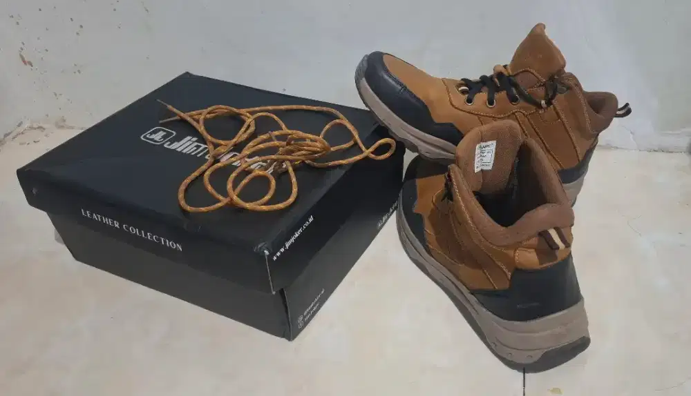 Sepatu boots jim joker fano 1BG no. 41 ( masih bisa nego )