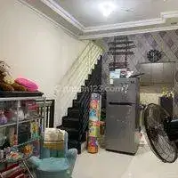 Dijual Rumah 2 Lantai Metro Permata 1, Karang Tengah, Tangerang