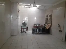 Dijual Cepat Rumah 2 Lantai Lokasi Strategis di kota Tangerang