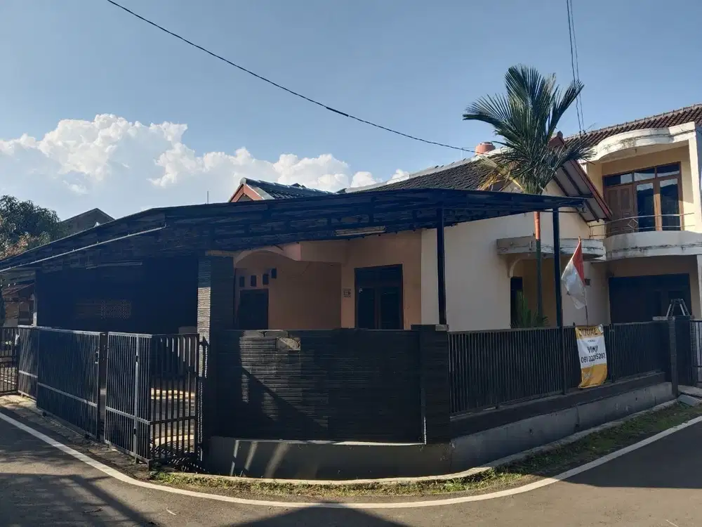 Rumah Hoek Hunian Nyaman Strategis di Pratista Antapani
