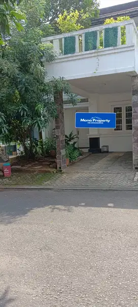 Rumah mungil asri & nyaman Kota Wisata Cibubur