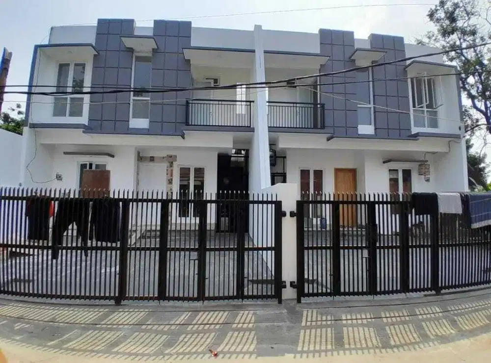 Rumah siap huni 4 kamar Tidur di jatiwaringin