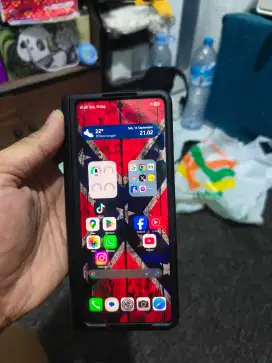 Samsung Zfold 5 12/256 wifi only