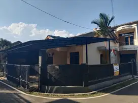 Dijual Rumah Hoek Hunian Nyaman Strategis di Antapani Kota Bandung