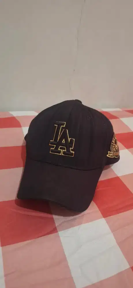 Topi LA, original