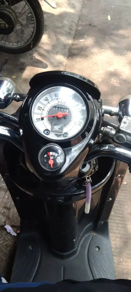 Honda Scoopy 2012