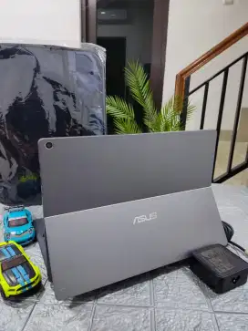 ASUS TRANSFORMERS 3 T303UA [RAM 8GB +SSD]