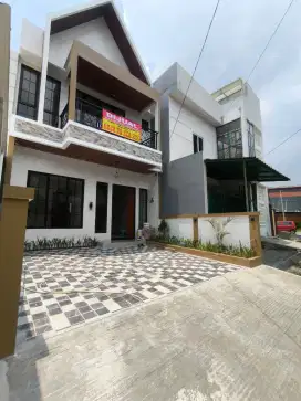 Rumah Dijual - Sentul City - Baru ready 2 Unit - Murah - Siap Huni