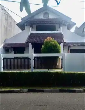Rumah di Jl. Camar Sektor 3 Bintaro Jaya TangSel