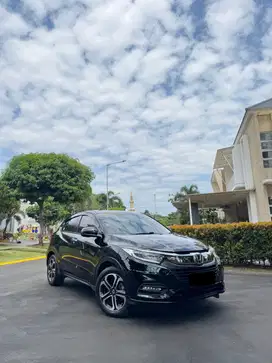 (Harga Cash & Low KM) Honda HRV 1.5 SE E Facelift 2019 nik 2018