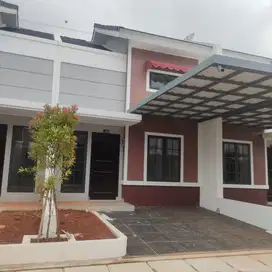 Jual rumah kota sutera grand batavia mezanin 2 lt siap huni free dp