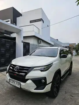 Fortuner VRZ TRD AT 2019