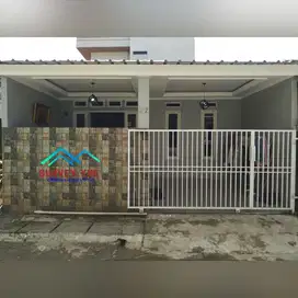 Rumah siap Huni dalam Perumahan Strategis  bebas banjir Ciputat