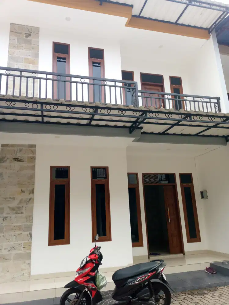 Rumah mewah posisi hook siap huni dicluster Pratama residence cash/KPR
