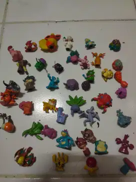 Pajangan pokemon