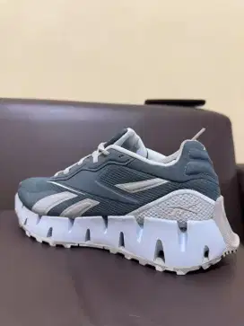 Sepatu Reebok original (37.5/38) trail/running