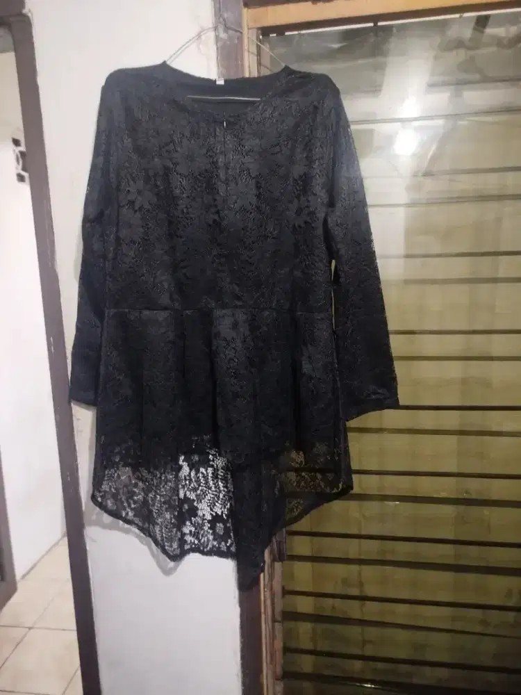 KEBAYA BRUKAT FULL FURING MERK adora SIZE XL