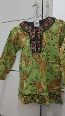 Preloved baju cantik anak cewe