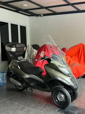 Piaggio MP3 vespa 250cc Matic 3 Roda