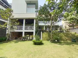 Rumah Mewah dan Besar Harga Murah Sekali Lokasi Premium KBP Bandung