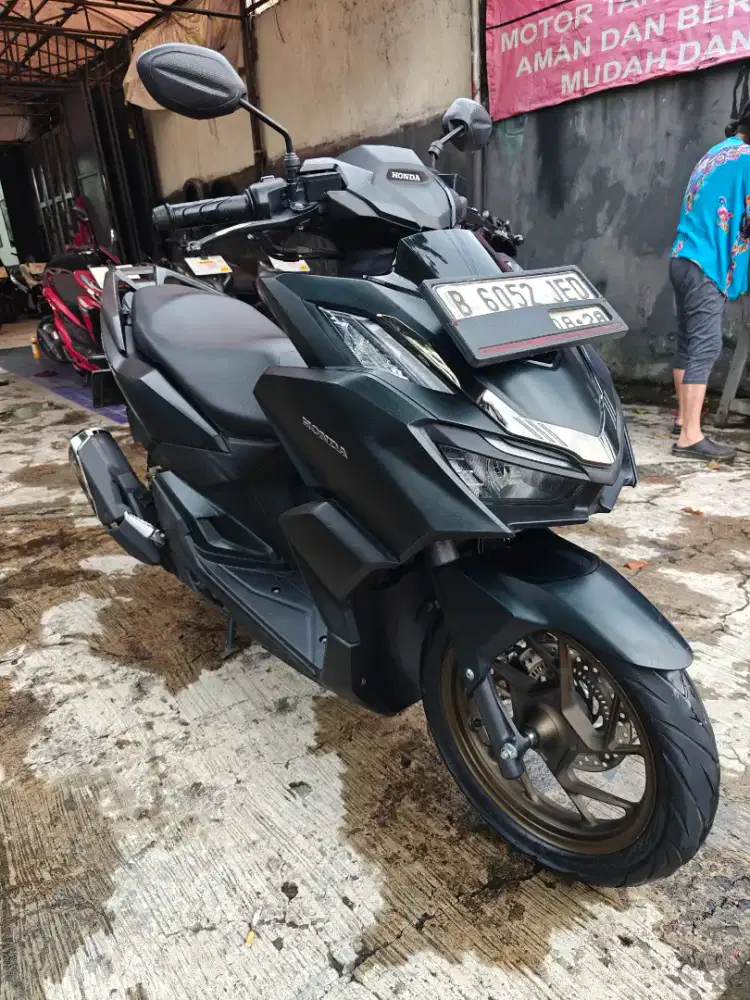 Vario 160 abs 2023 dp 1jt jed dza
