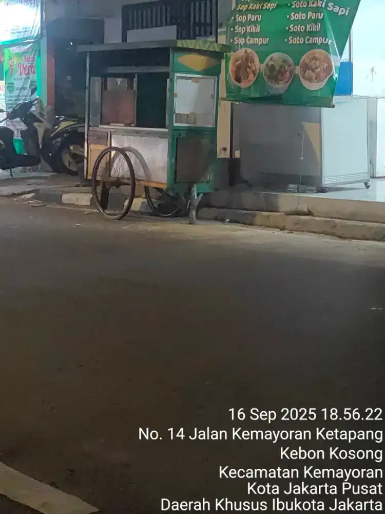 Gerobak soto mie