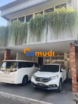 Dijual Rumah 3 Lantai – Cluster Pinewood, Green Park Jatimelati