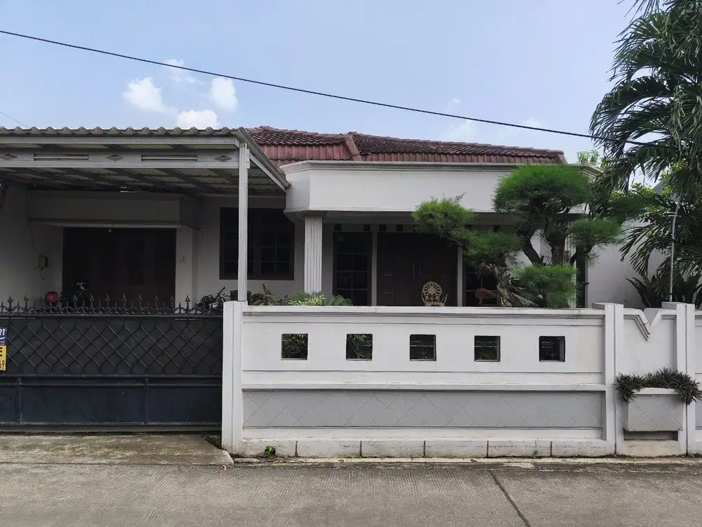 Rumah Tanah Luas Selangkah Tol Pamulang di Kavling Kesehatan Ciputat