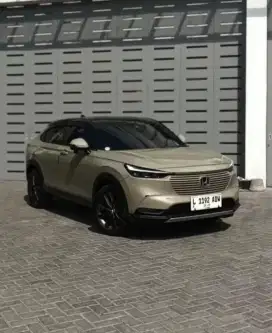 Honda HR-V 1.5 SE SENSING TWO TONE AT 2024